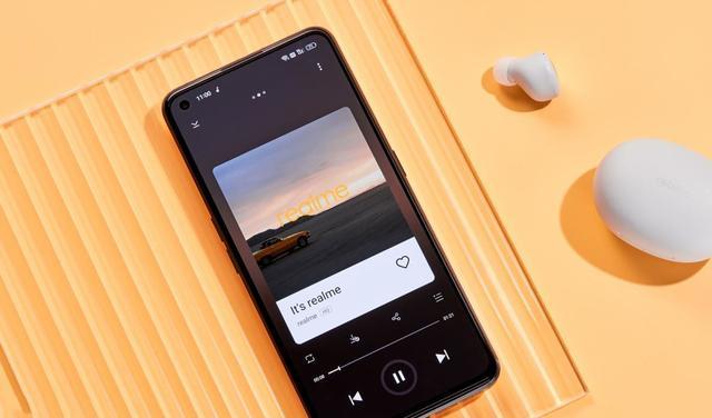 realme|realme真我Q6Pro大展身手，6000mAh+80W快充，强得过分