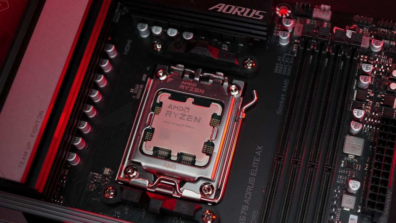AMD锐龙7000处理器的内存性能表现如何？实测告诉您