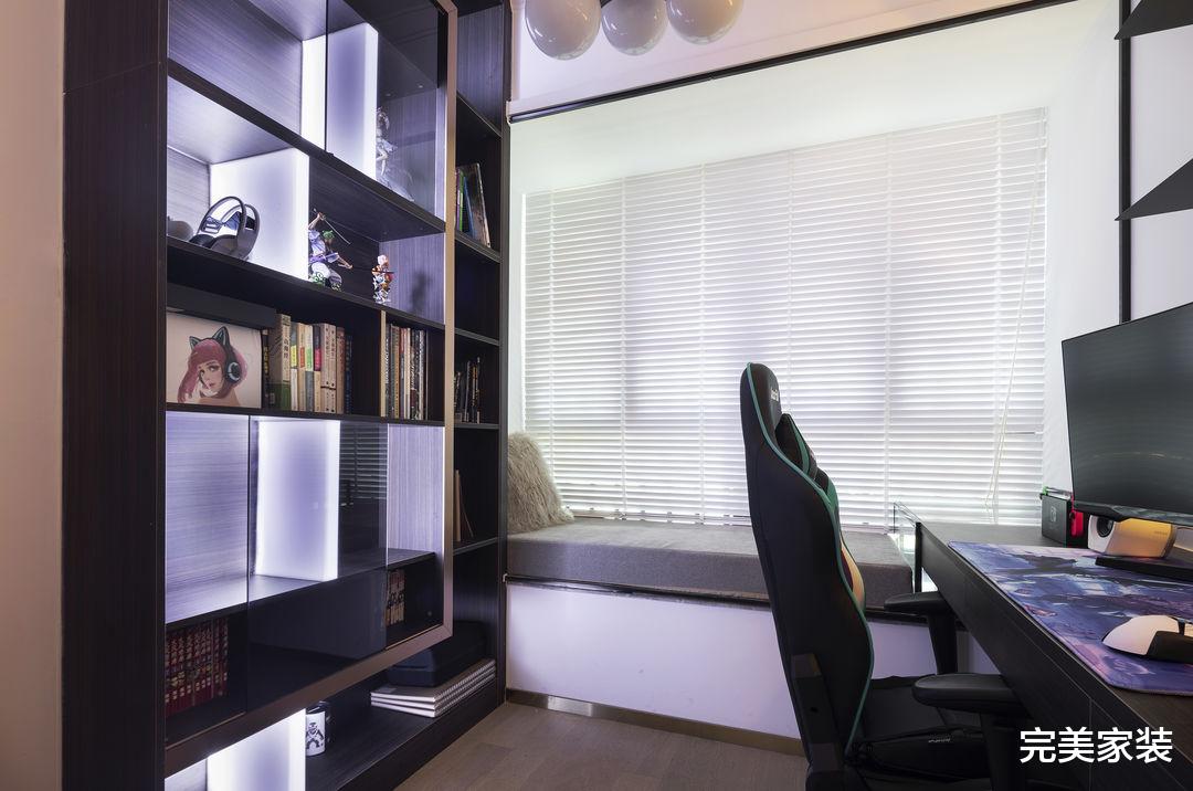 精装房实现空间升级，家里还有超大电竞房，享受不出门的快乐