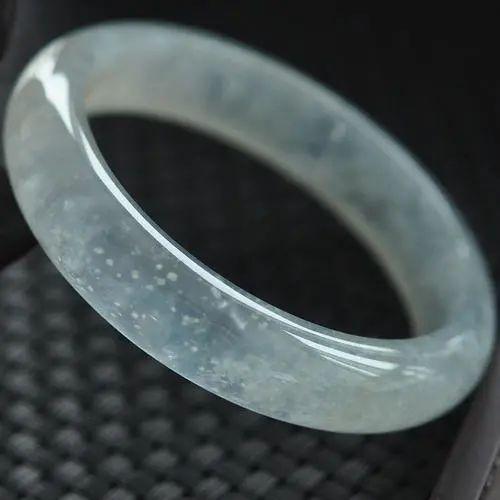 |无棉不成翠,无瑕不成玉,翡翠中的“冰雪女王”简直美出天际!