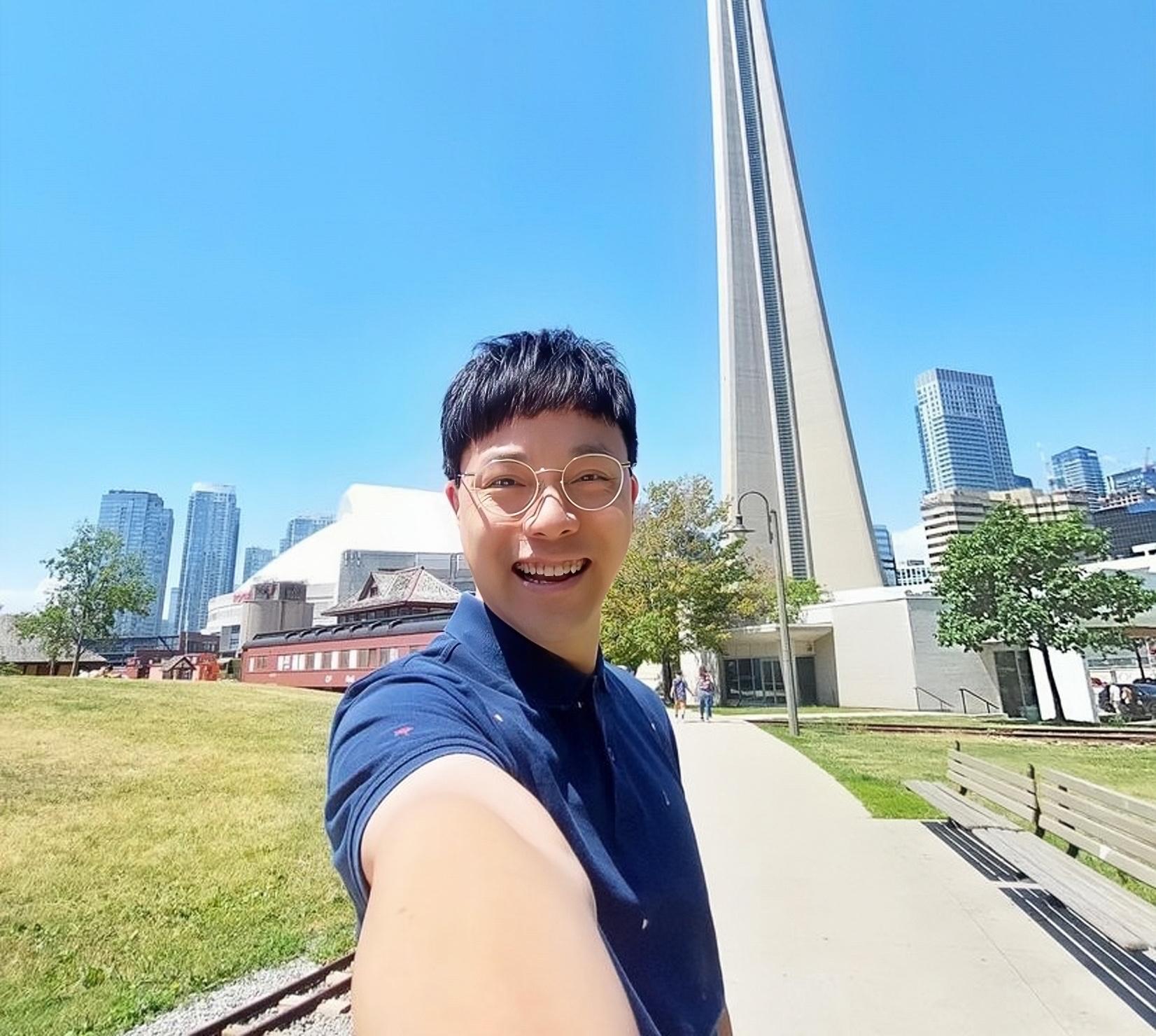 移民|香港艺人举家移民加拿大！放弃打拼20年的事业，在当地买房