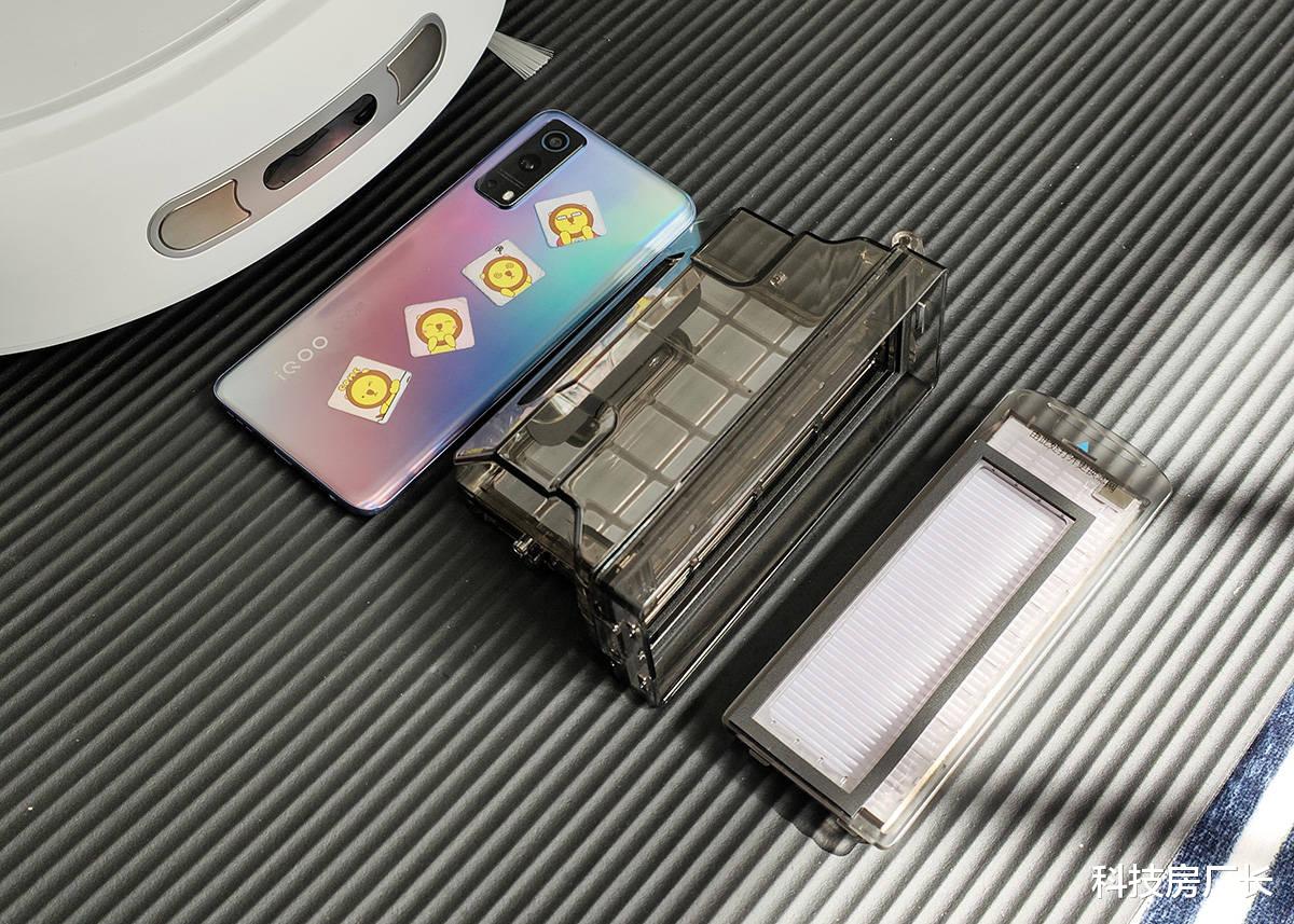 一体机|这是洗衣机还是扫地机,它还会自己洗拖布,云鲸J2扫拖一体机使用体验