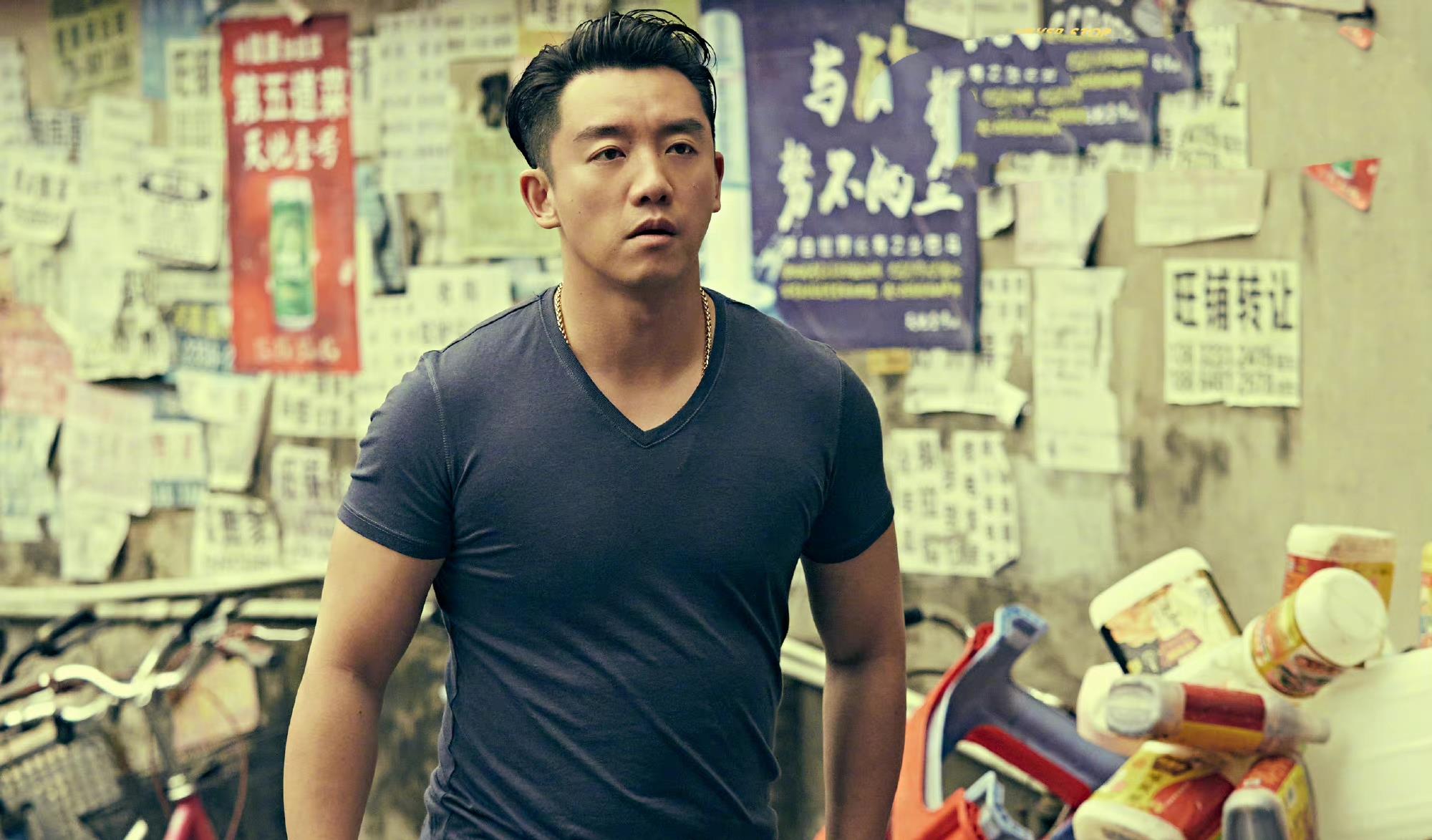 李钟硕|盘点那些因长胖上热搜又瘦回颜值巅峰的男明星,第三个真的很努力