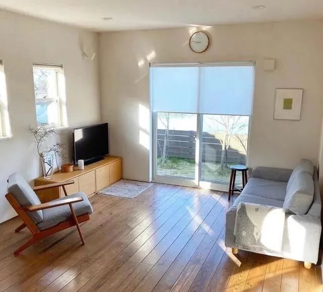 这位80后太太,坚持一天一收拾,把家打理得一尘不染,看着都舒服