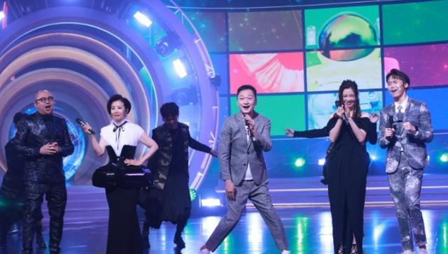 汪明荃|陶大宇上TVB再唱《倒转地球》!74岁汪明荃露美腿,不输15岁小花