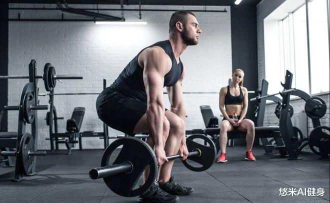 |力量训练进入瓶颈期，这是训练模式的问题，4个方法提升增肌效果