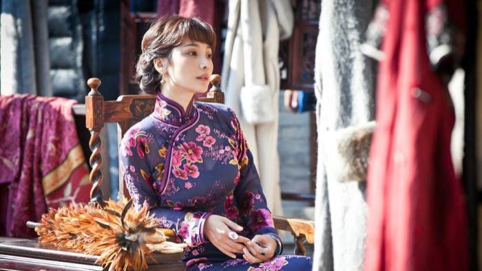 柳岩|脸蛋身材顶级，因做伴娘事业被毁，如今靠演技翻红