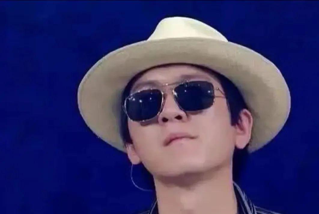 马思纯|救命啊！我对马思纯一点都不心疼，可你干嘛把他的裸照给我看啊！