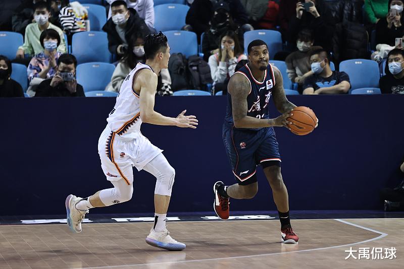 广东男篮|广东急需提前准备下赛季，7位战将大概率被清洗，更换2位外援已成定局