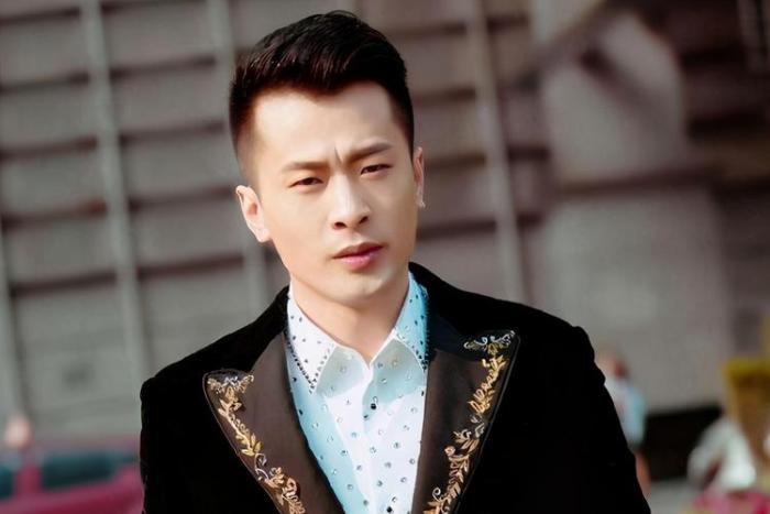 女主播|接连不断？辛巴旗下女主播，自曝多次与平台高层发生不正常关系