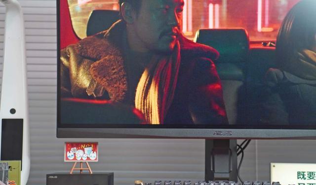 华硕|华硕PN53：搭载AMDRyzen6600H，迷你小主机也有够强的性能