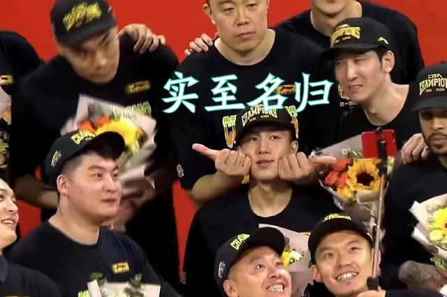 郭艾伦|时隔144小时，郭艾伦再次露脸！3废自我调侃高诗岩看热闹不嫌事大