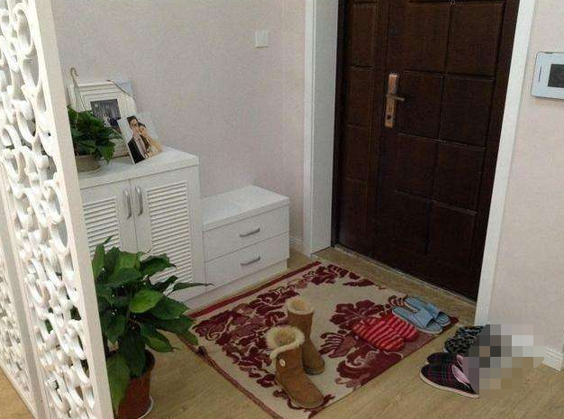 刚乔迁新家就被邻里笑话,称这16处装的离谱!没价值,还砸重金