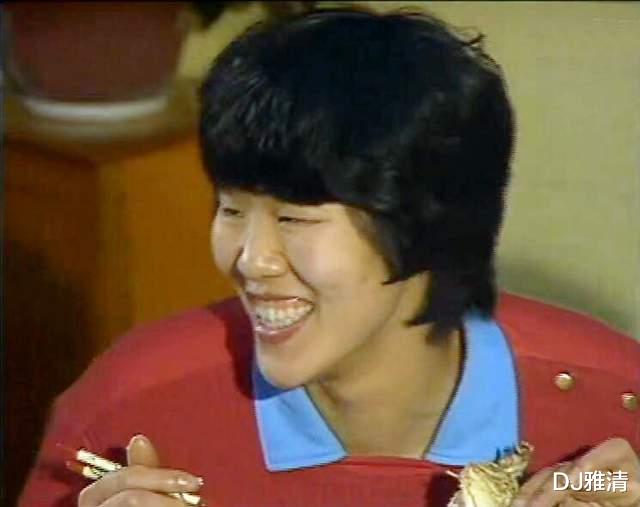 张瑜|38年后,重新揭秘85年春晚,当年看感觉失败,如今再看却倍感温馨