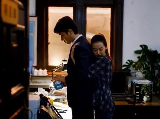 刘诗诗|《亲爱的自己》职场变修罗场,刘诗诗演技受考验,朱一龙顶住压力