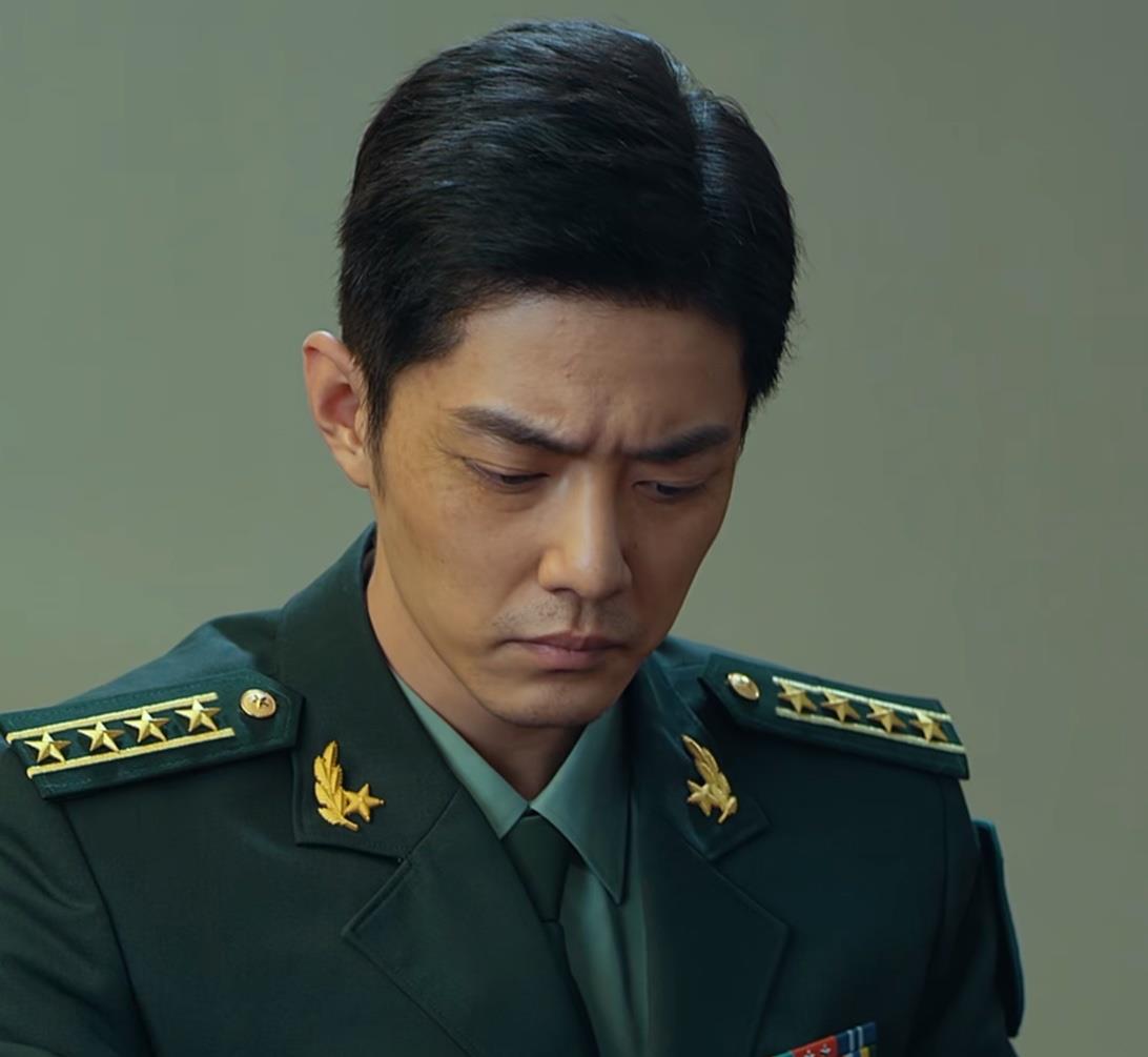 顾一野|二刷《王牌》，才发现第一集就暗示了结局，顾一野才是真男主