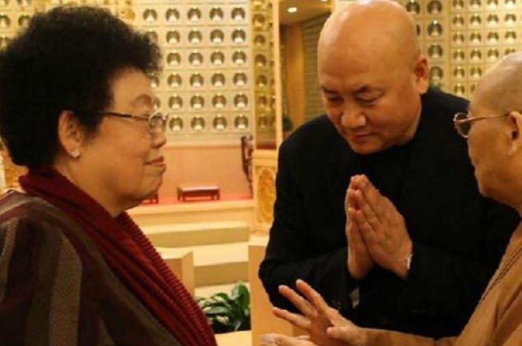 陈丽华|唐僧迟重瑞和陈丽华恩爱30年，迟重瑞为了爱情放弃要孩子