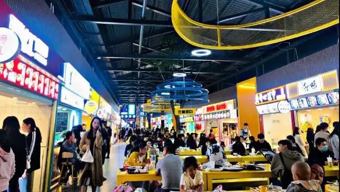 欧洲旅游|无夜市,不夏天!呈贡夜晚的“烟火人间”