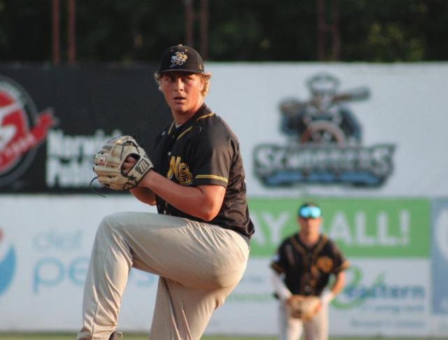 谷爱凌|谷爱凌曝恋情后首露面，一脸幸福难遮掩，与男友更多亲密互动被扒