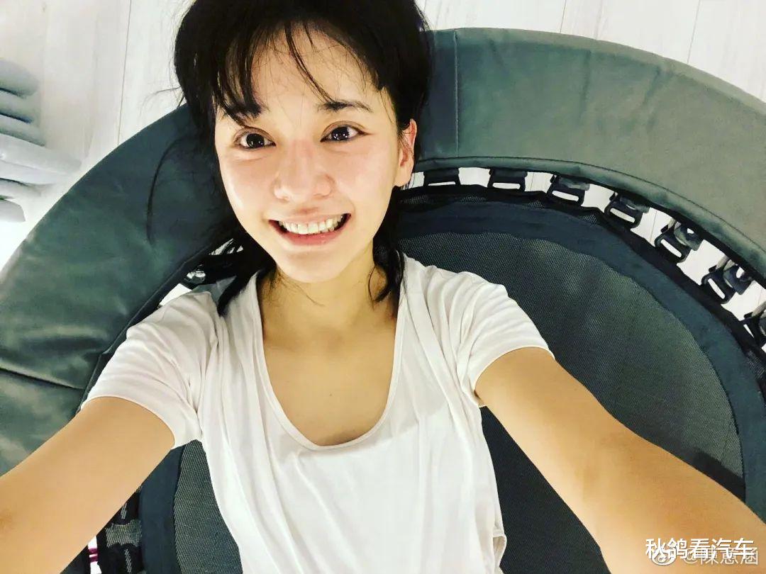 明星素颜 “她素颜很美,可惜是假的”