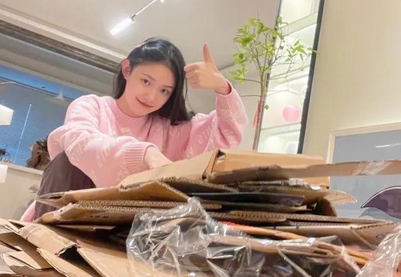 林允|女明星林允的家