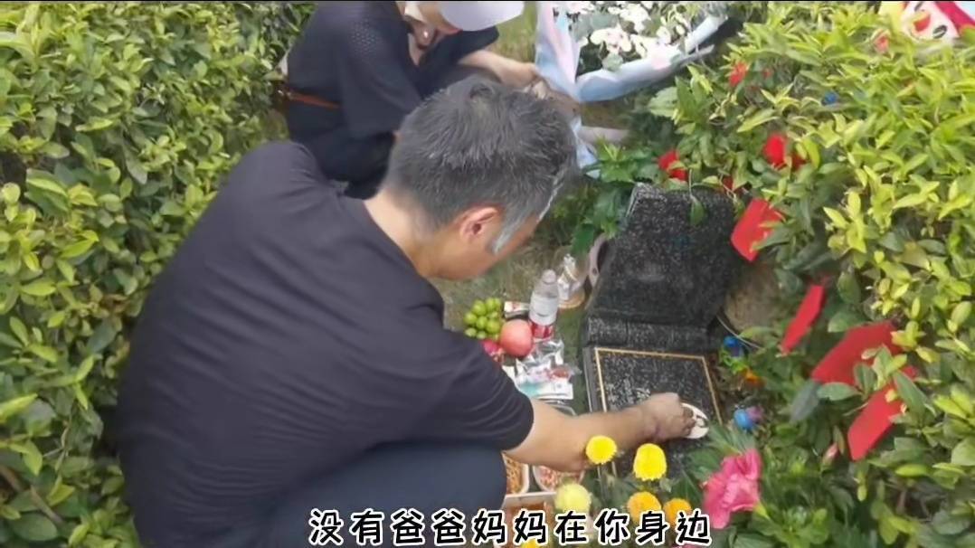 “杭州女童坠楼案”家属回应“蹭流量”:不要索赔不会带货!