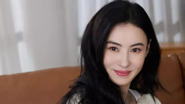 张柏芝|娱乐圈的谜之一，张柏芝的三儿子是谁的，细细回忆便不难猜。