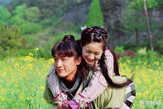 贾玲|万能CP体质的6个女星PK，和谁一起都配一脸！第一名你能猜到吗？