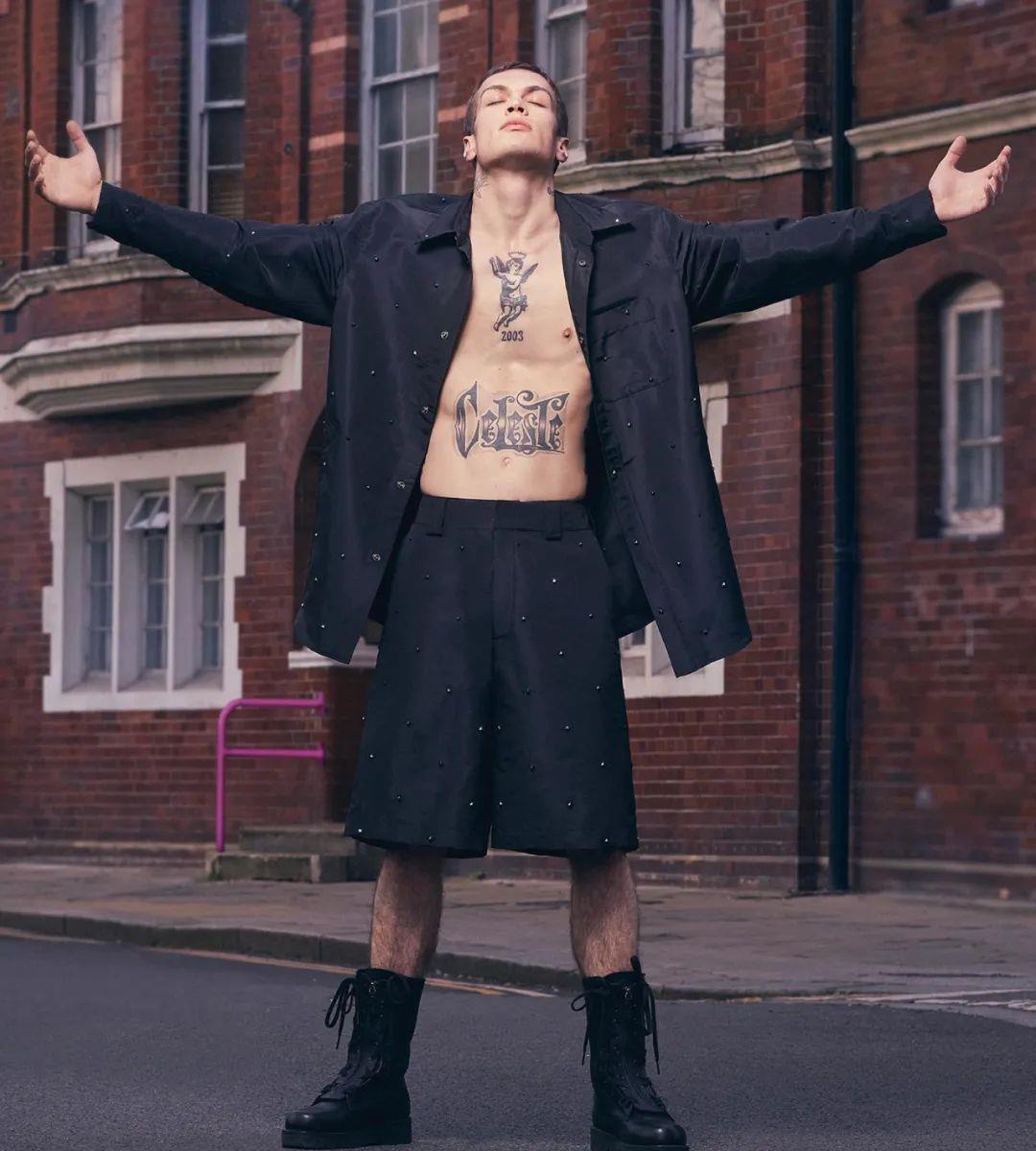 意大利|VALENTINO 全球广告明星，意大利说唱小鲜肉