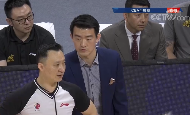 孙铭徽|CBA广厦队2-0领先，孙铭徽、胡金秋表现出色，王哲林空砍20+