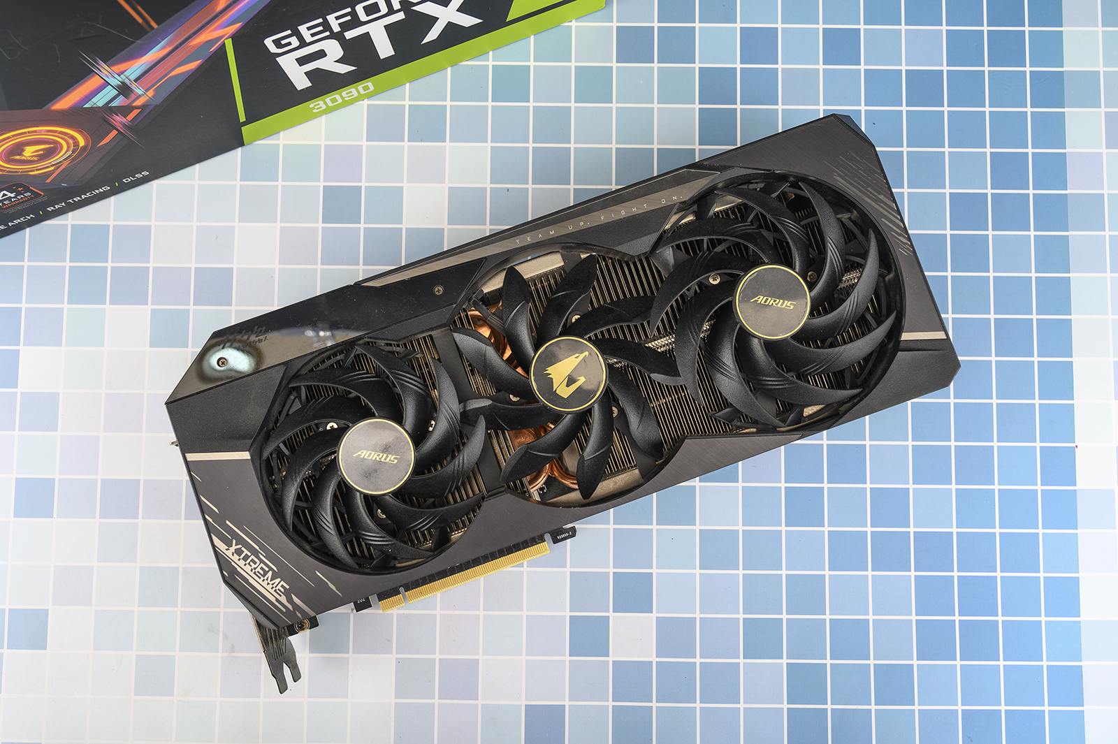 技嘉|主流级主板上市,B660M上限有多高,技嘉雪雕装机秀