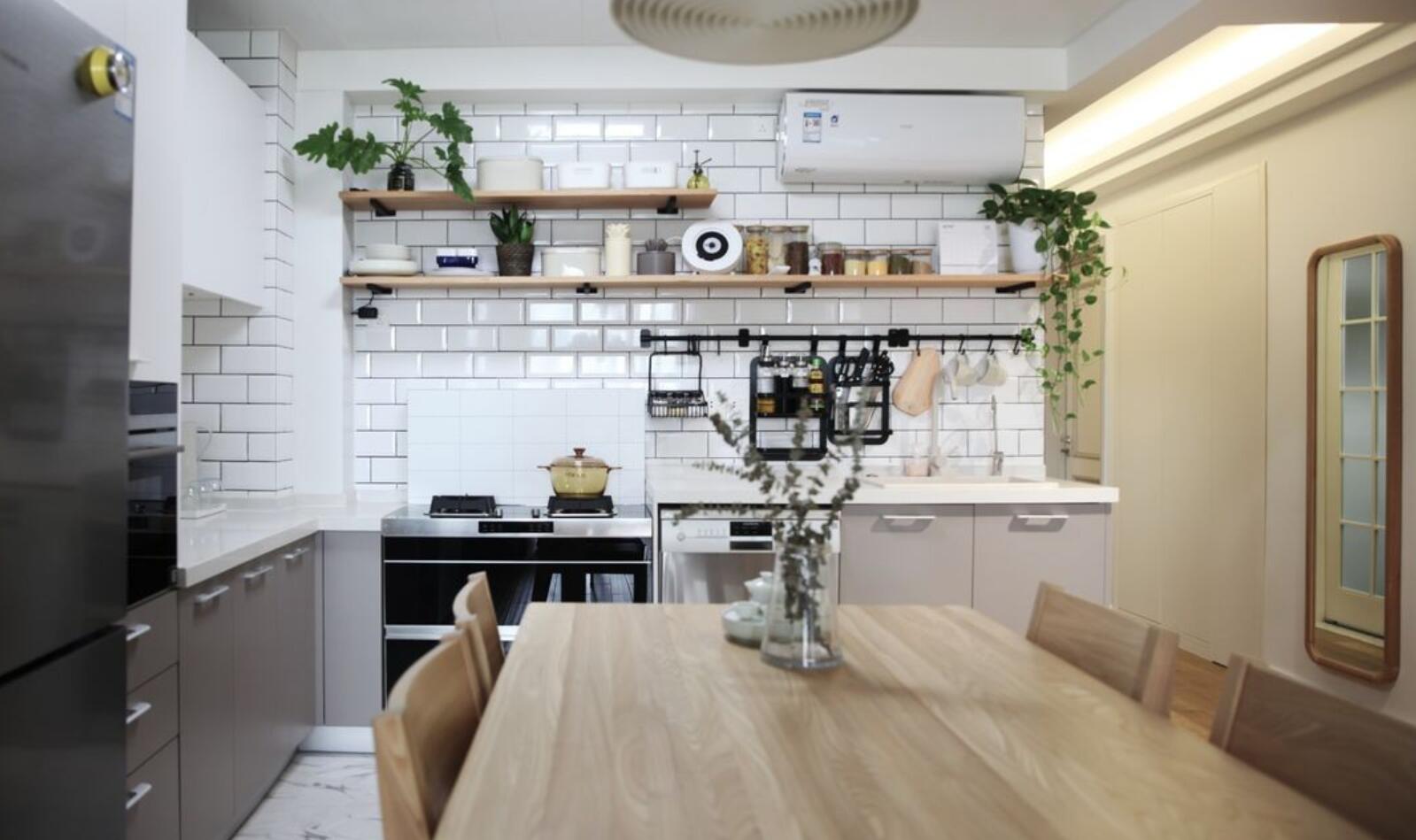 只是转个方向,卫生间立马就实现了六分区,他家布局巧妙极了