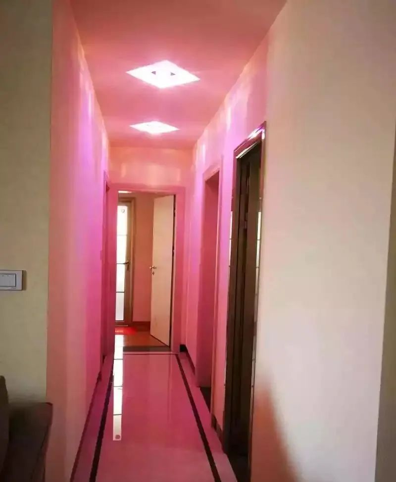 晒晒老婆的“少女风”装修,卧室超嫩,谁出钱谁是大爷,我很无奈