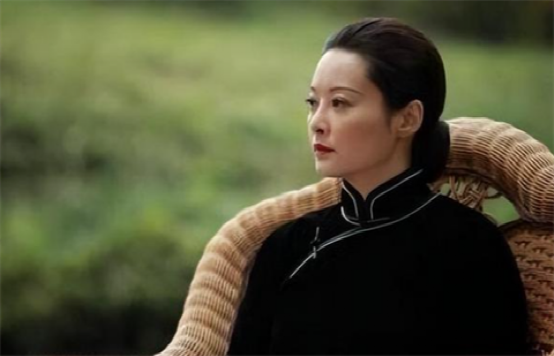 袁立|同样是演宋庆龄，把许晴、袁立和李羚放在一起看，差别就出来了