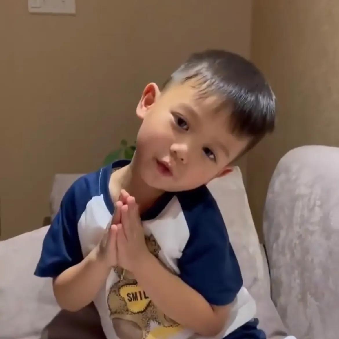 胡杏儿|胡杏儿老公晒庆生照，获4岁大儿子唱歌送祝福，可爱歌声萌化人心