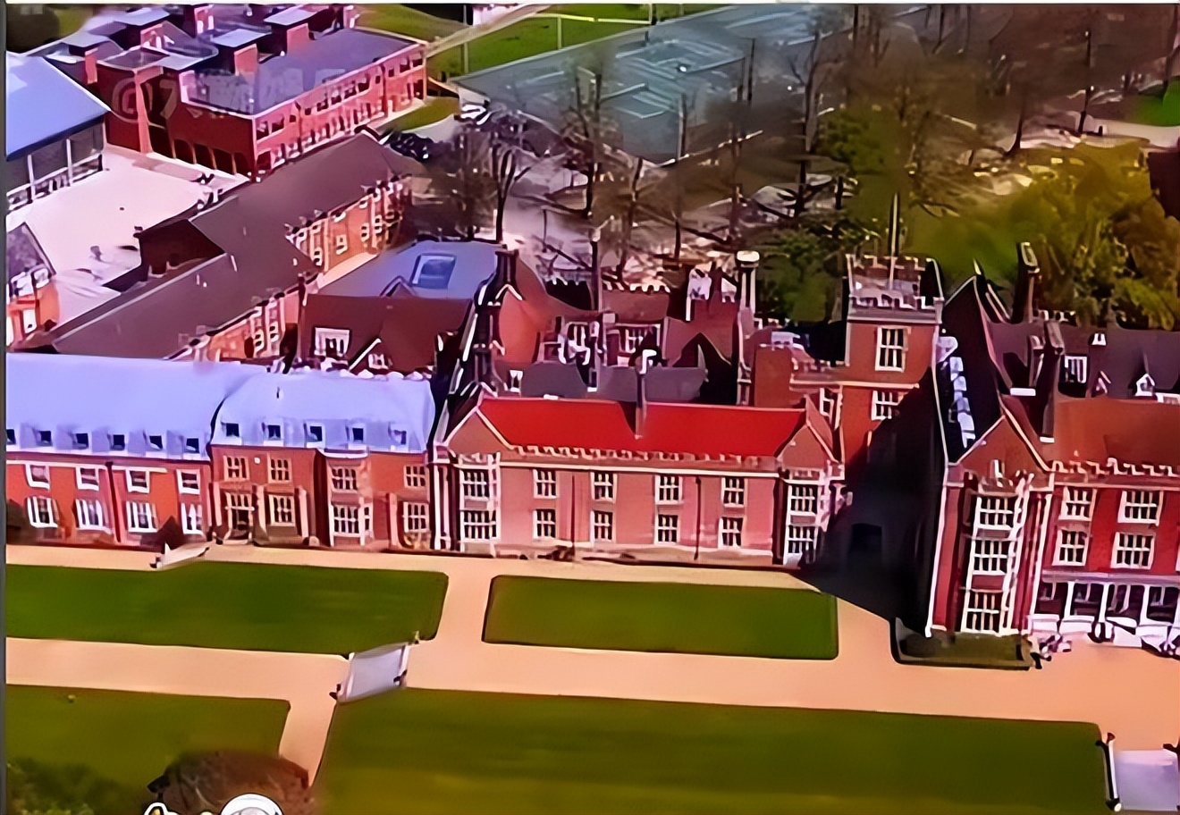 李湘|王诗龄没写作业被妈妈批评，对比奢华生活，李湘的教育观让人深思