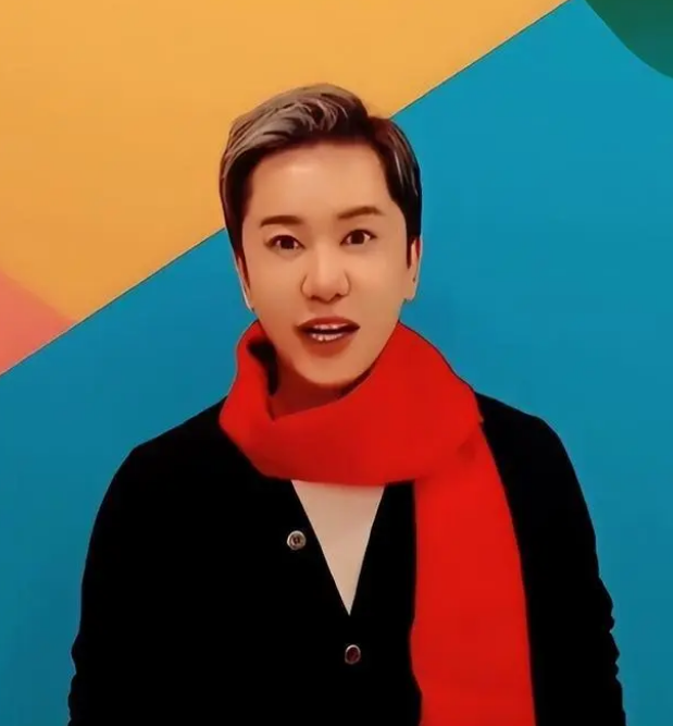 霍尊|“从歌坛顶流到无人问津”,细数8位一时风头无两的歌手没落史