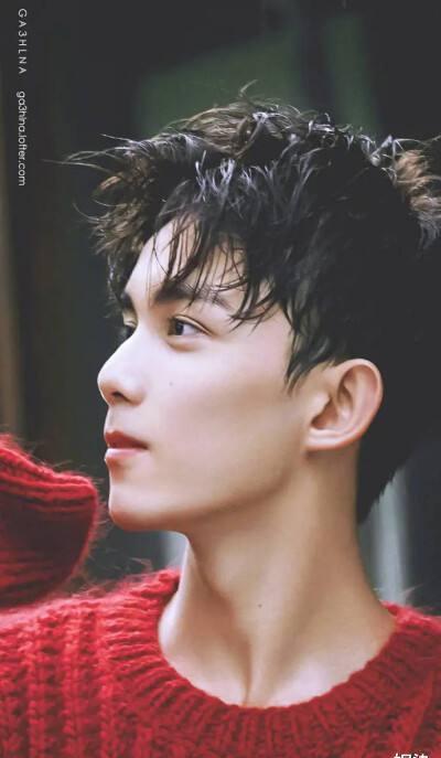 吴磊|吴磊的“悲哀”：时代抛弃的时候，连声再见都不会和你说