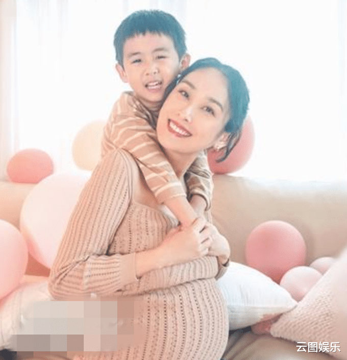 言承旭|中秋节娱乐圈喜事多！言承旭前女友宣布产子，星二代花33万办婚宴