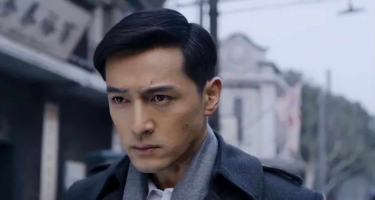 于曼丽|《伪装者》:于曼丽红玫瑰和程锦云白玫瑰,共同生成明台丰富人生