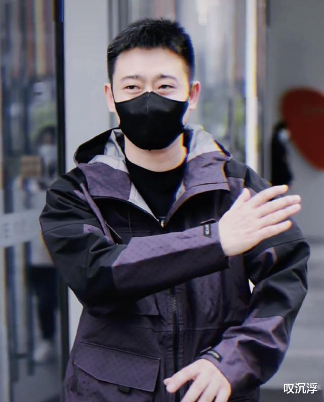 张九南|德云社栾云平张九南等晒童年照，引发粉丝热议，伦哥的童年真辛酸