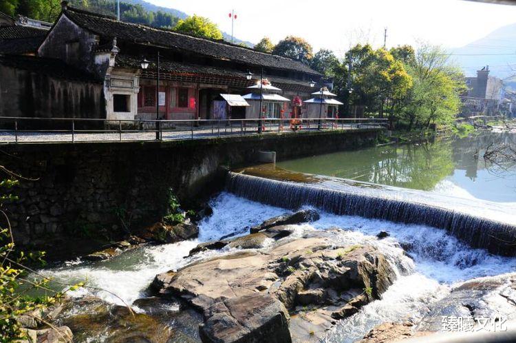 宁海|【臻曦文化】宁海有个千年古村,藏着500多年历史的双枝庙,你去过吗?