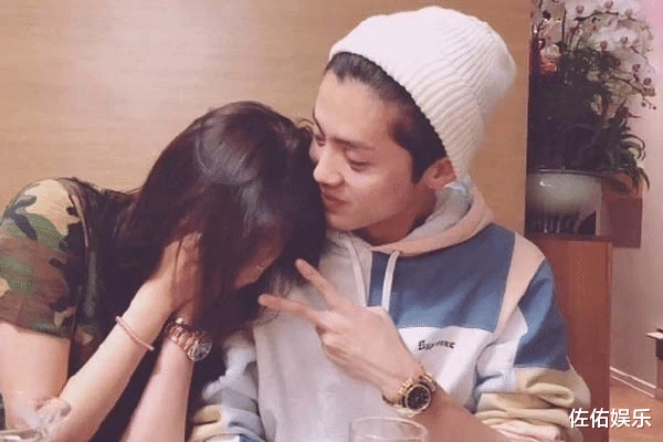 张若昀|张若昀透露真情侣不一起拍戏原因,关晓彤认真做笔记似小迷妹