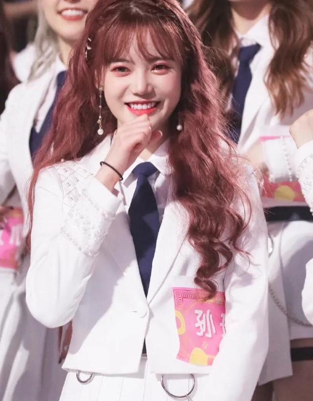 昆凌|白鹿《长月烬明》女配抢眼:王一菲《与君》判若两人,孙珍妮魅惑