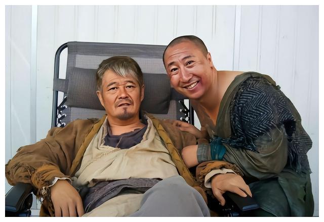 张小光|赵本山爱徒张小光，年入百万却生活节俭，为省50元高速费命丧黄泉