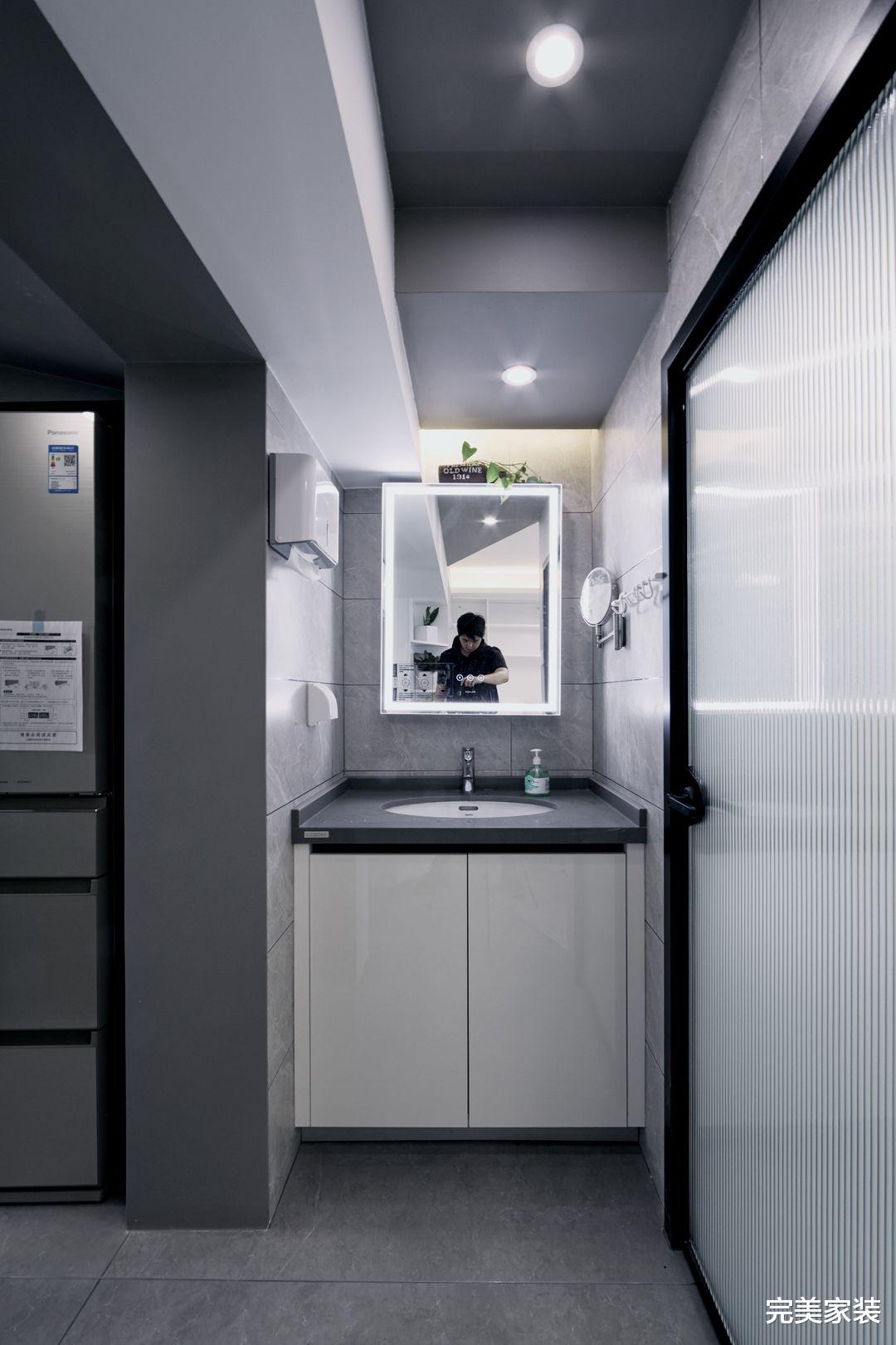 享受重叠空间的魅力,突破空间的框架,让生活充满未来感