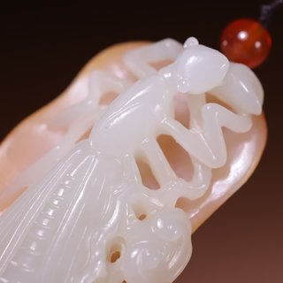 |和田玉秋叶螳螂把件