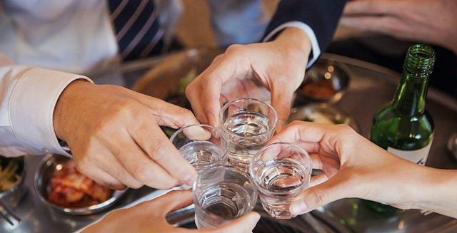 |破冰文化、酒桌文化正在成为“职场毒瘤”?