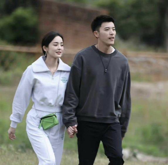 韩东君|韩东君多日现身《装腔》片场，疑似顶替男主徐开骋，网友表示支持