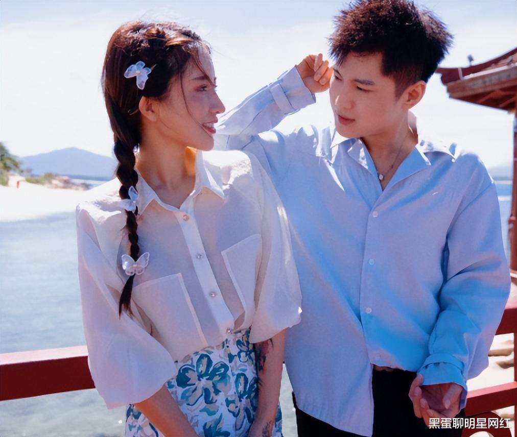 主持人|网红陈小硕直播，艾伦正式向其求婚！辛巴：人品不错，从不惹事